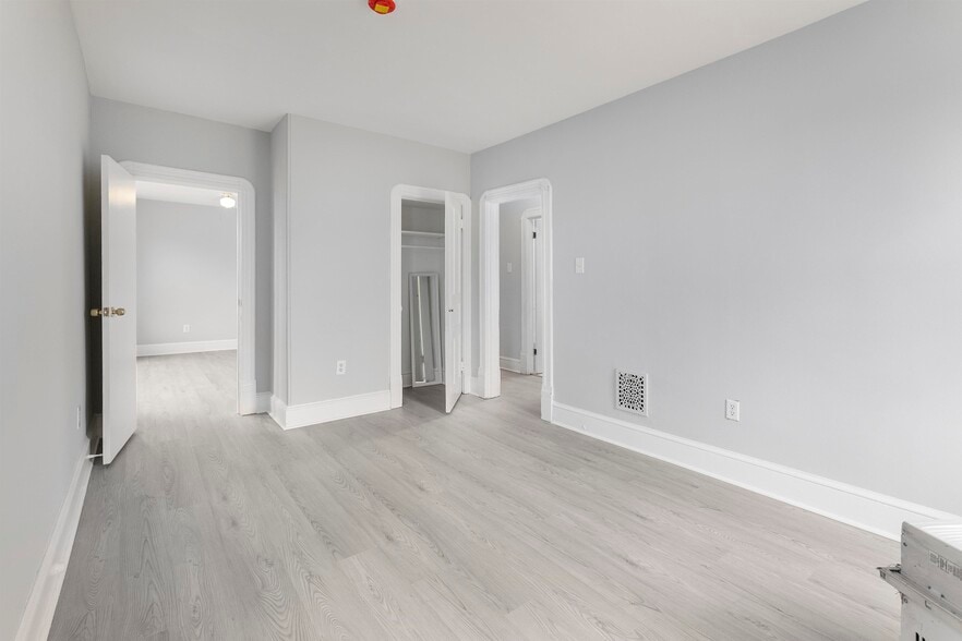 More Photos Of 7504 Zimmerman Ave, Pennsauken Apartments For Sale