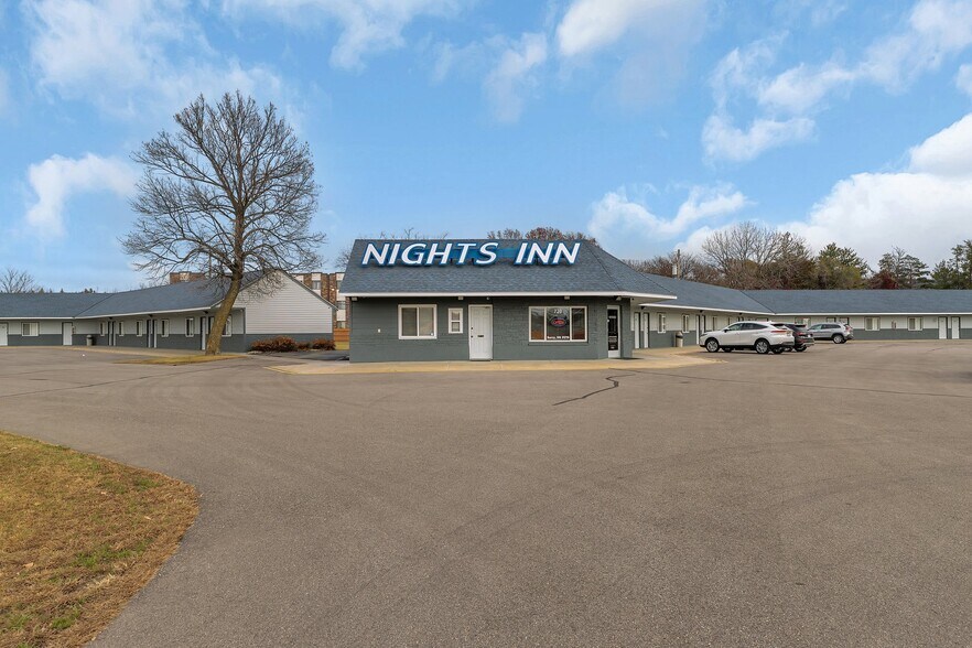 More Photos Of 720 Highway 10, Saint Cloud Hospitality For Sale