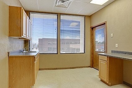 More Photos Of 824 Elmwood Park Blvd, Harahan Medical For Lease