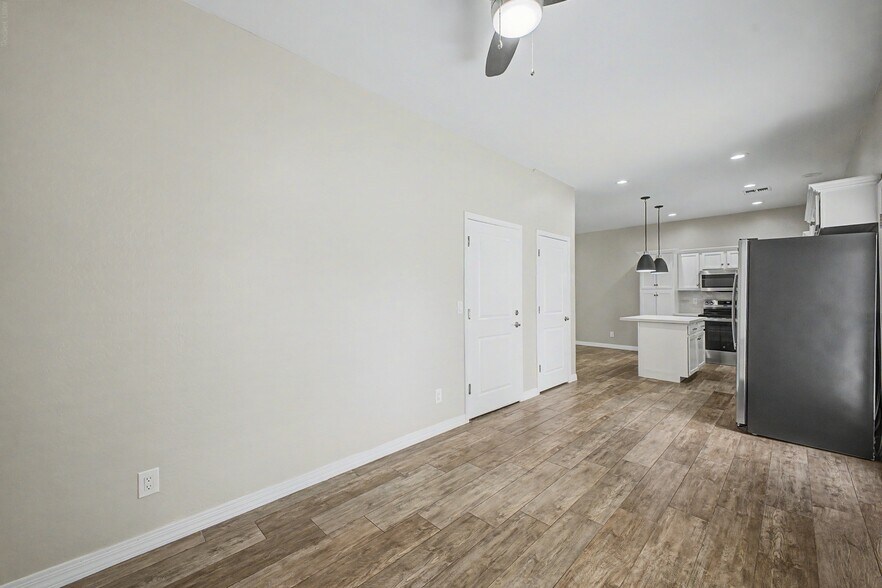 More Photos Of , Phoenix Multifamily For Sale