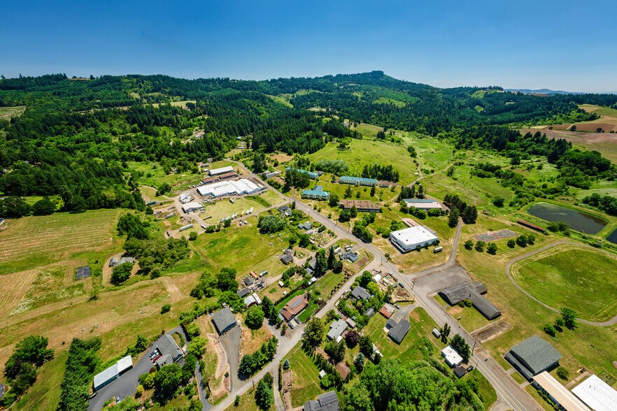 More Photos Of 38875 SW Laurelwood Rd, Gaston Manufacturing For Sale