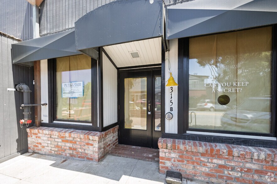 More Photos Of 315 Main St, Half Moon Bay Storefront Retail Office For Lease