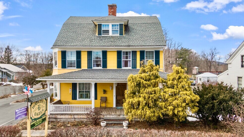 More Photos Of 3630 Main St, Stone Ridge Restaurant For Sale