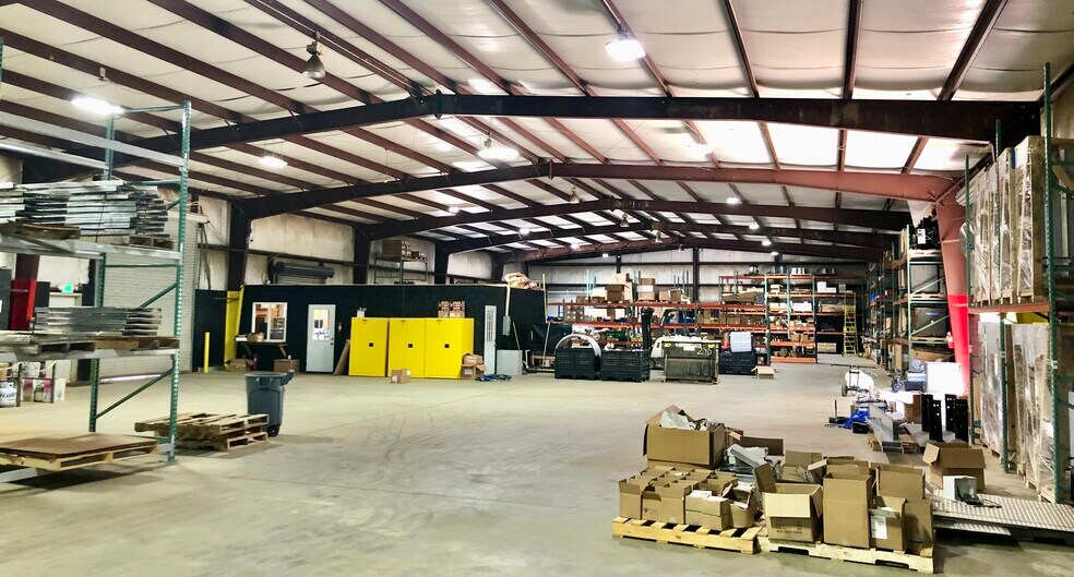 More Photos Of 113 Vine St, Monroe Warehouse For Sale