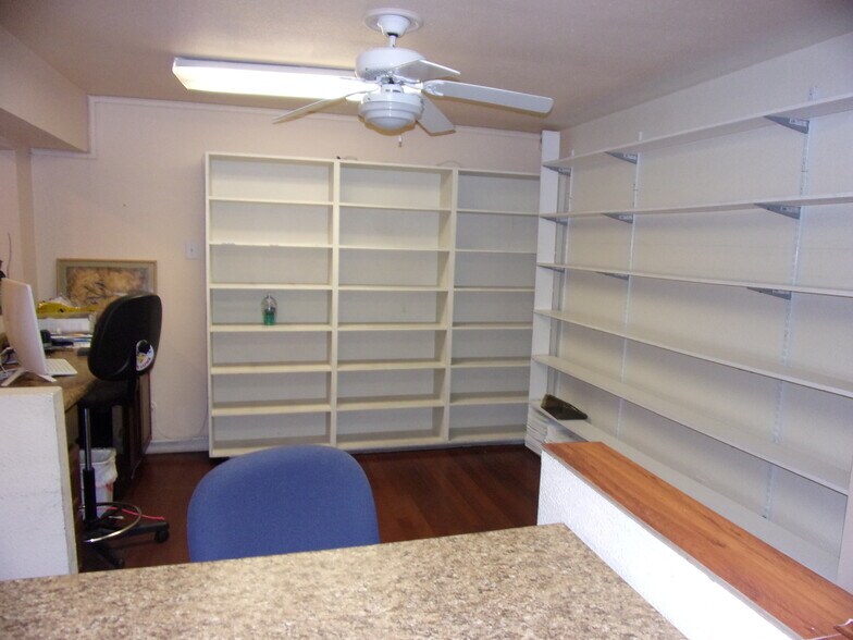 More Photos Of 939 S Decatur Blvd, Las Vegas Medical For Sale