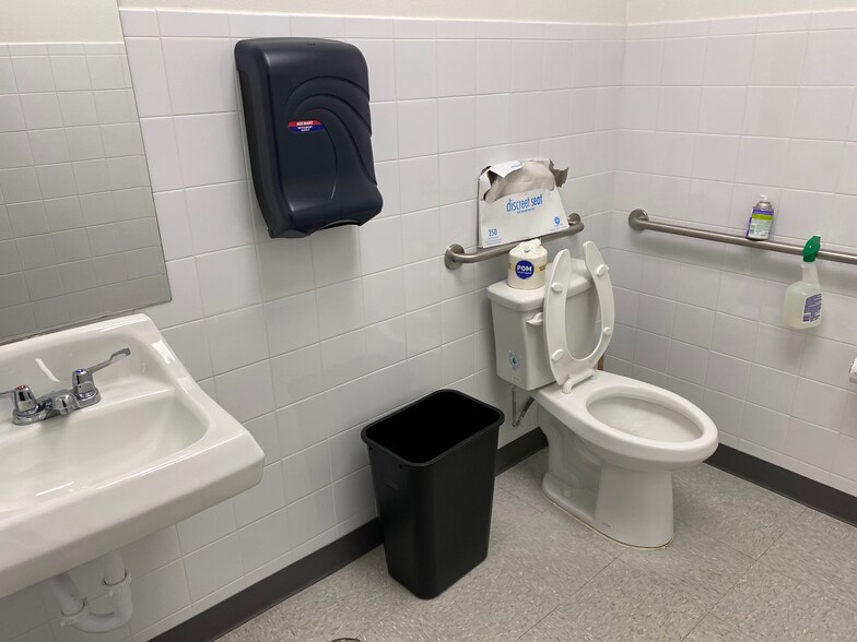 More Photos Of 19214 Clay Rd, Katy Unknown For Lease