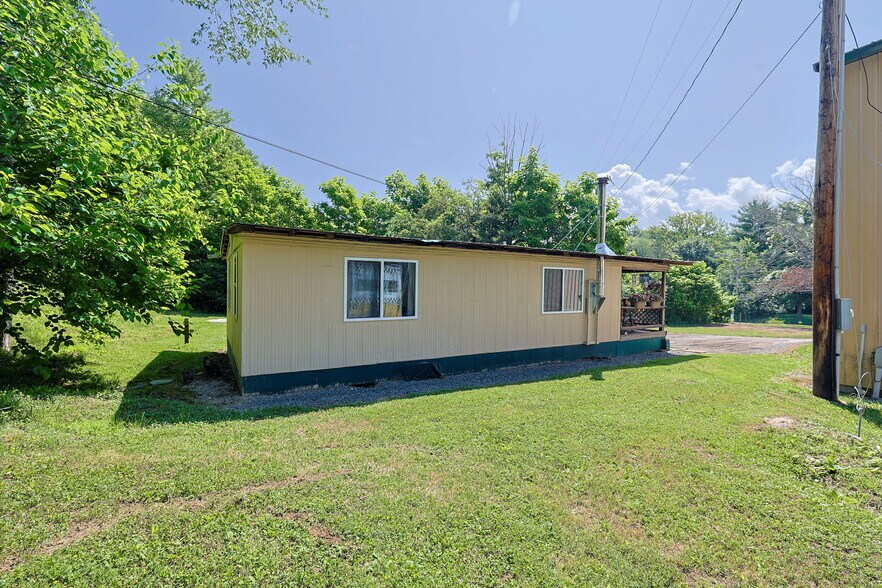 More Photos Of 6940 Rte 209, Kerhonkson Warehouse For Sale