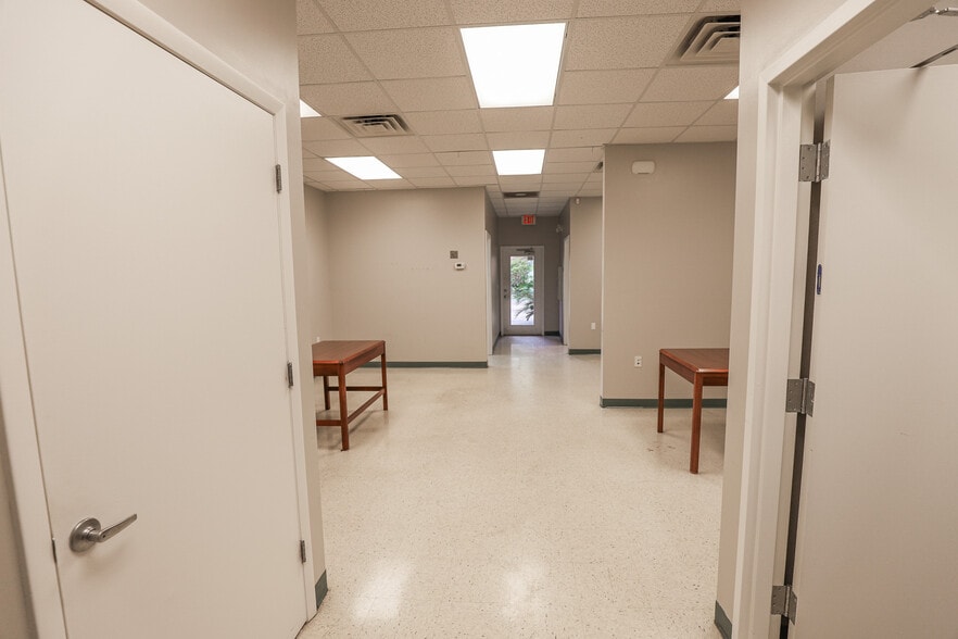 More Photos Of 2025 SW 75th St, Gainesville Medical For Lease