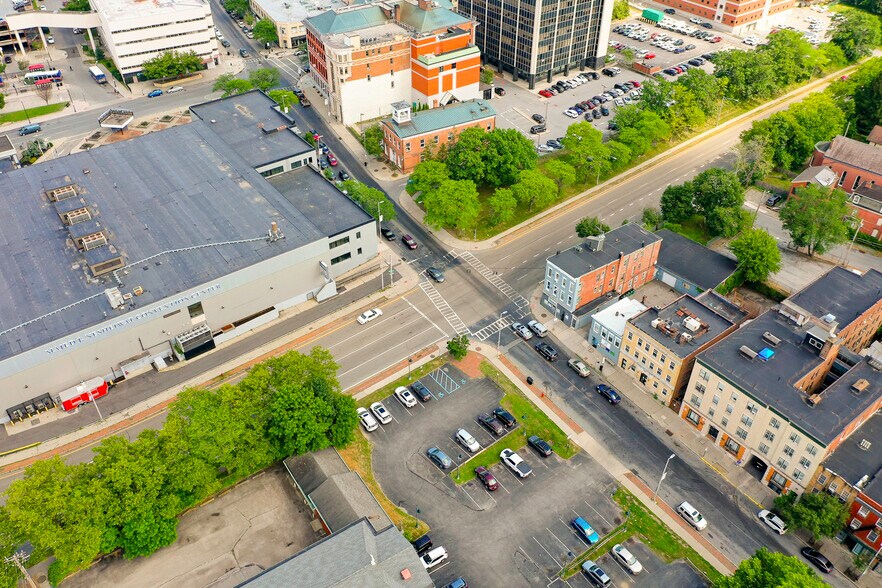 More Photos Of 214 Main St, Poughkeepsie Loft Creative Space For Sale