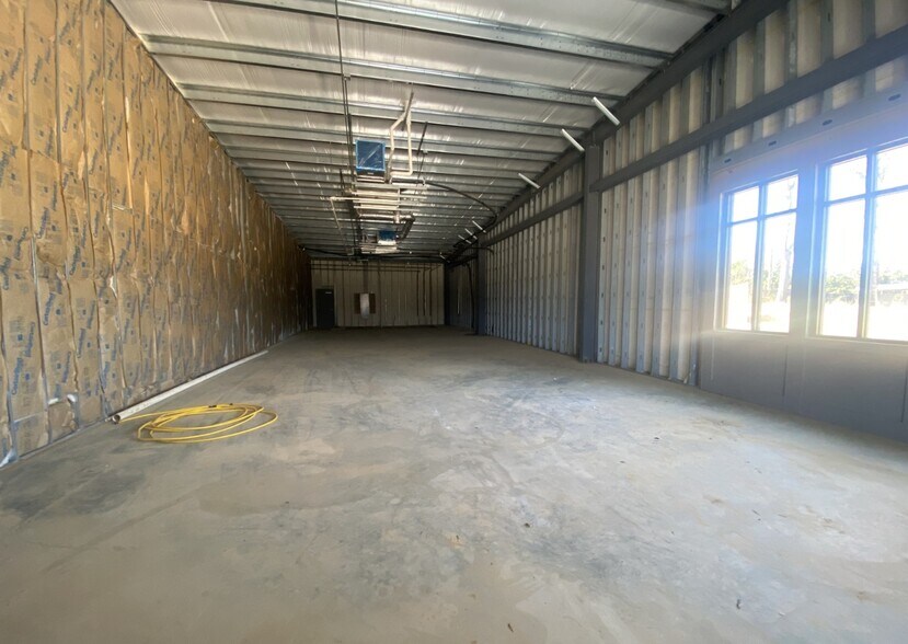 More Photos Of 787 US-49 Hwy, Flora Drugstore For Lease