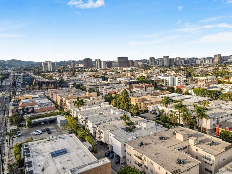 More Photos Of 1811 S Bentley Ave, Los Angeles Apartments For Sale