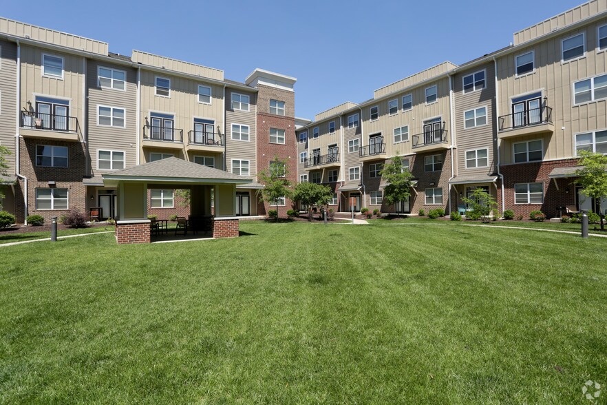 More Photos Of 601 W Bacon St, Richmond Apartments For Sale