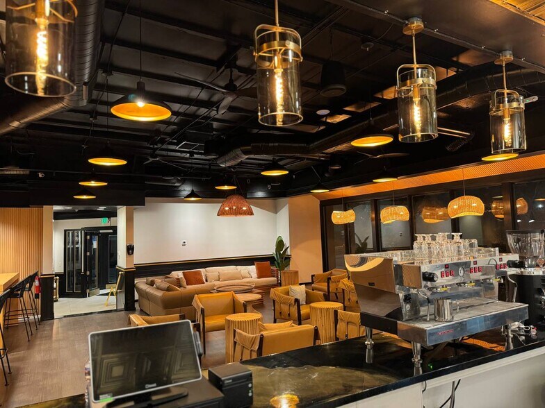 More Photos Of 3680 Citadel Dr N, Colorado Springs Restaurant For Lease