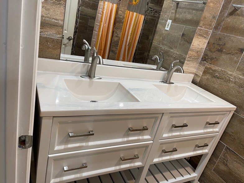 More Photos Of 1240 Holbrook Rd, San Antonio Religious Facility For Sale