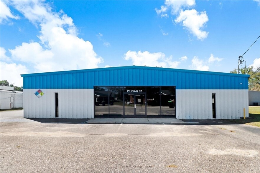 Primary Photo Of 101 Dunn St, Four Oaks Freestanding For Sale