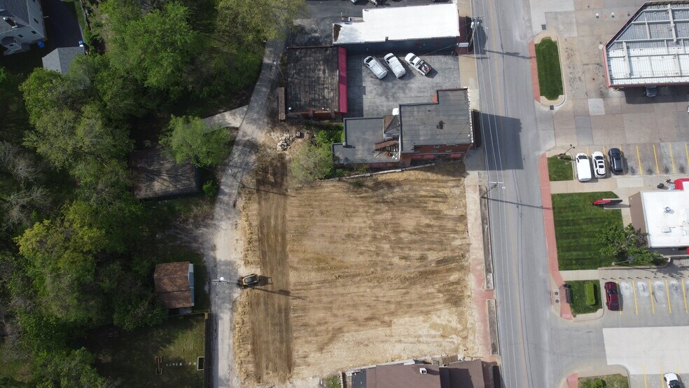 More Photos Of 2622 Woodson Rd, Overland Office Residential For Sale