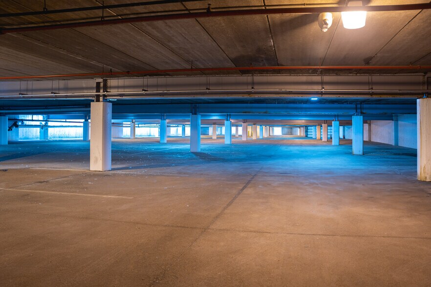 More Photos Of 34100 Woodward Ave, Birmingham Office For Lease