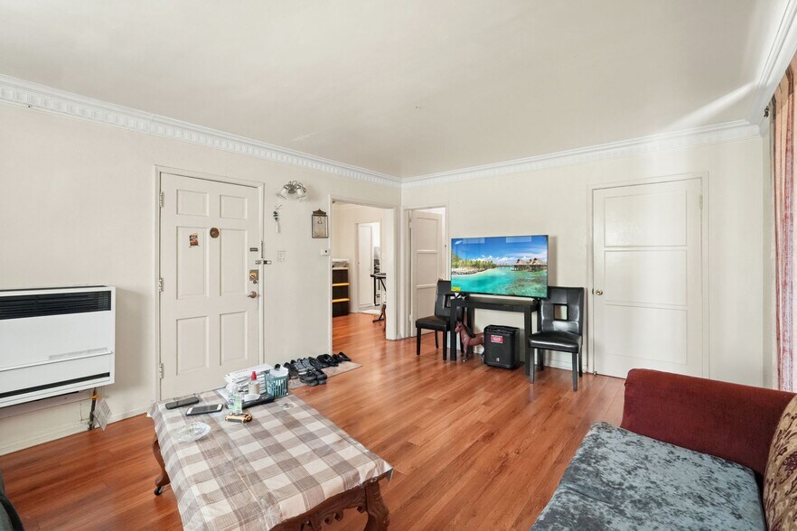 More Photos Of 1200-1210 N Kenmore Ave, Los Angeles Apartments For Sale