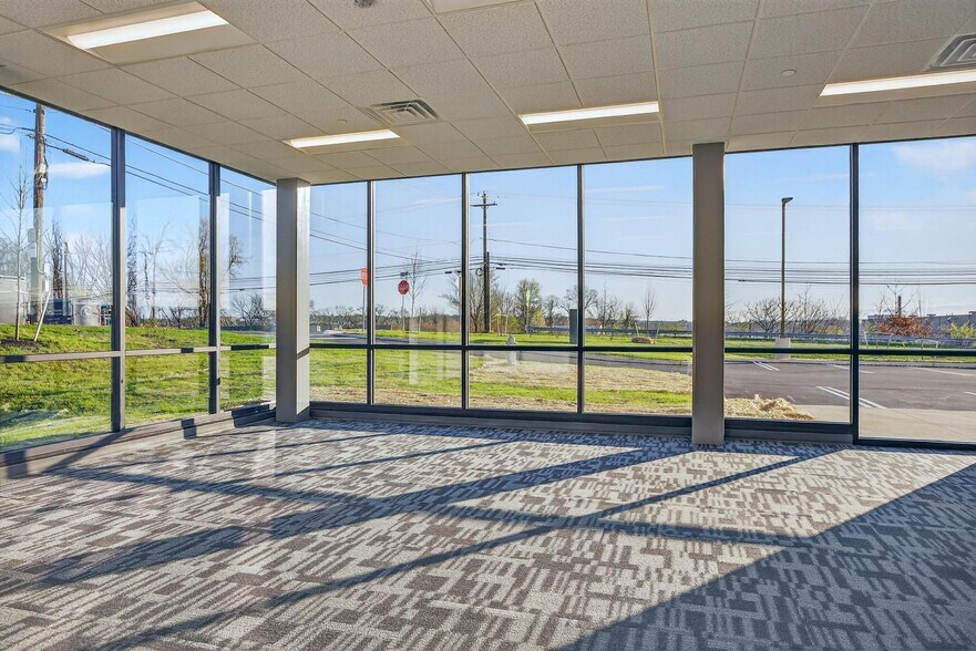 More Photos Of 555 Flint Hill Rd, King Of Prussia Distribution For Lease