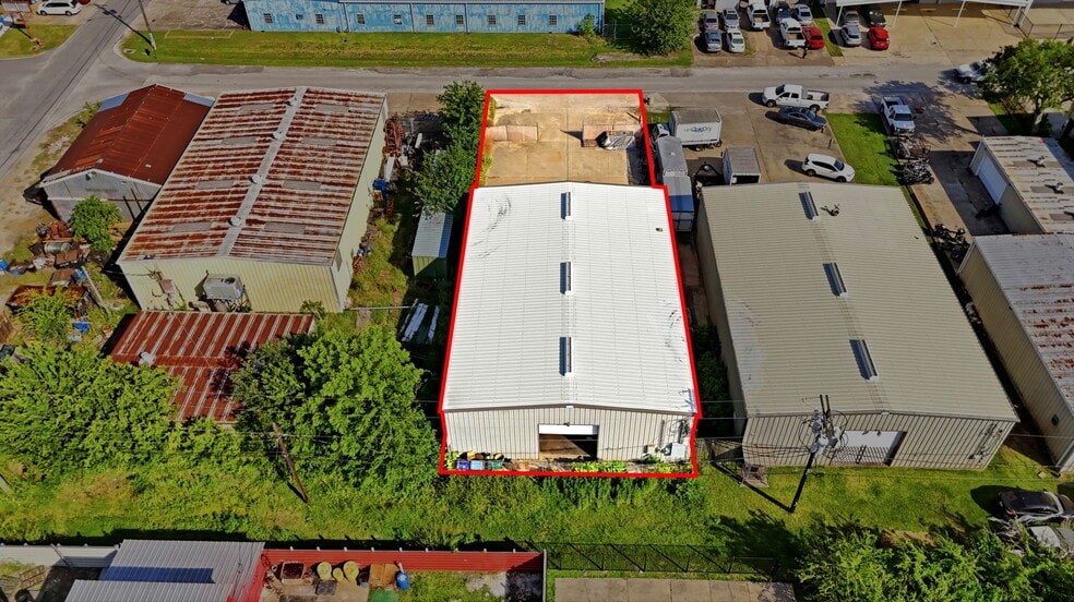 More Photos Of 1307 Illinois Ave, South Houston Warehouse For Sale