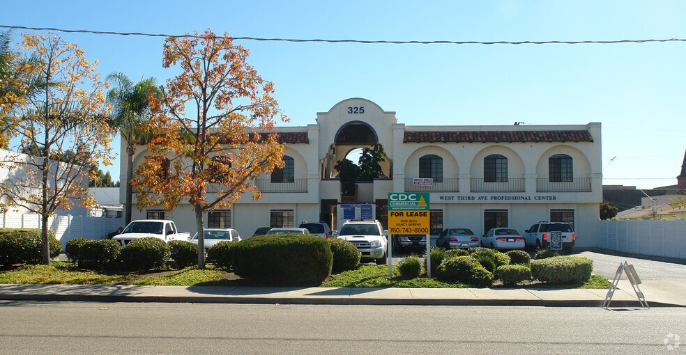 More Photos Of 325 W 3rd Ave, Escondido Office For Lease