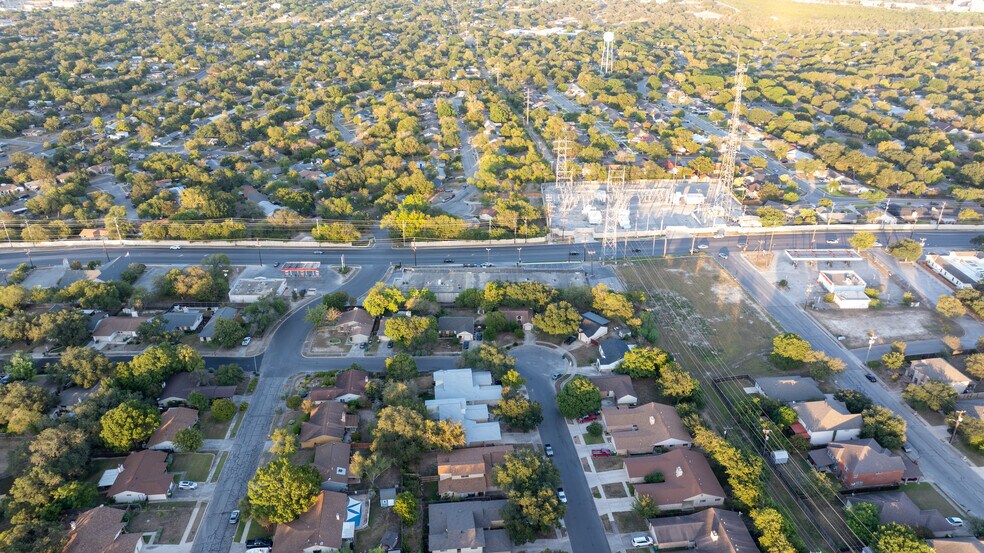 More Photos Of 12107 Toepperwein Rd, San Antonio Unknown For Sale