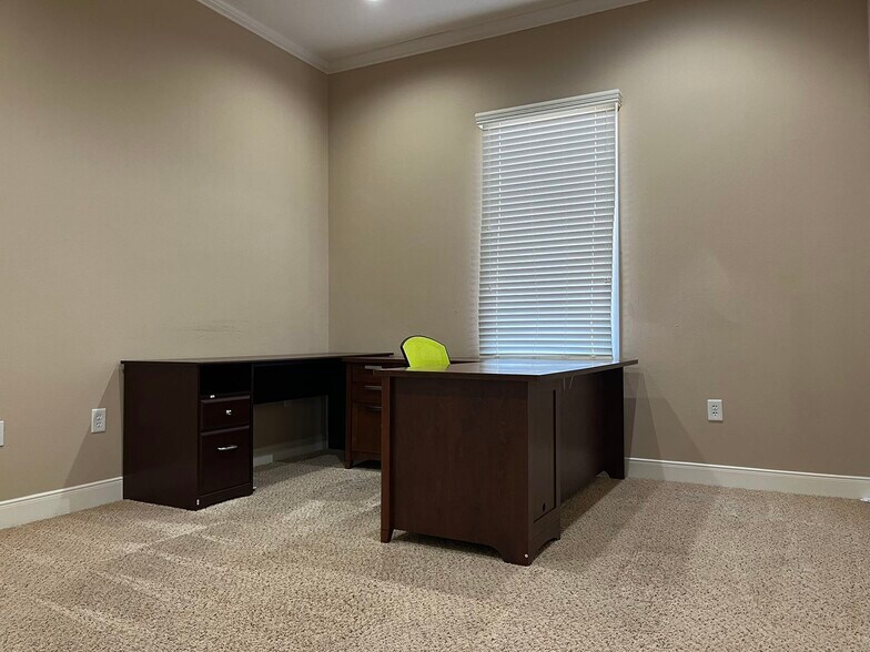 More Photos Of 4501 Cartwright Rd, Missouri City Unknown For Lease
