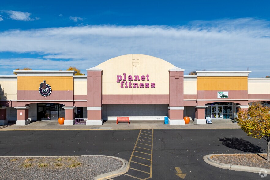 More Photos Of 6431-6791 W Colfax Ave, Lakewood Unknown For Lease