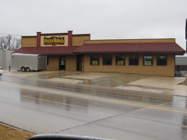 More Photos Of 509 E Oak St, Monticello Lodge Meeting Hall For Lease