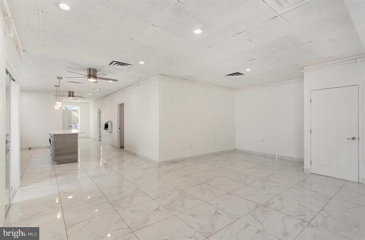 More Photos Of 1880 W Market St, York Storefront Retail Office For Sale