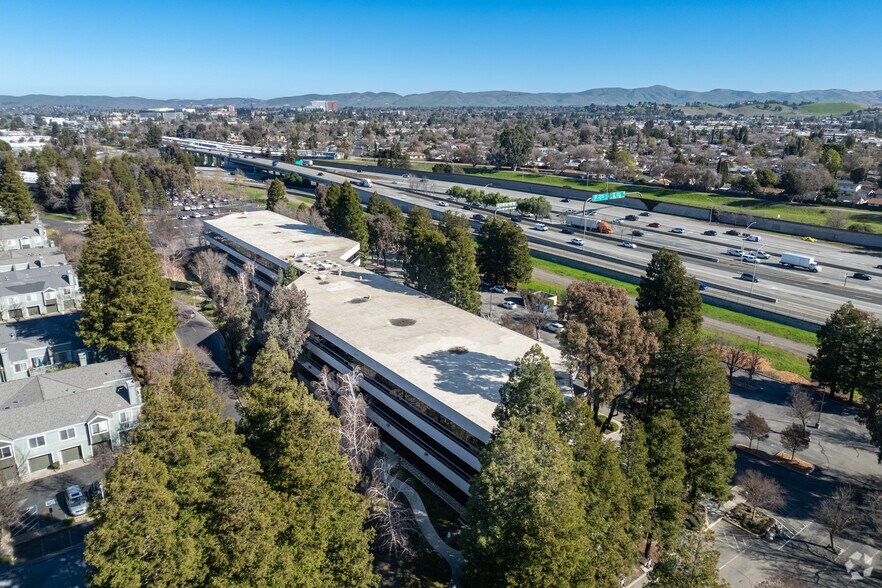 More Photos Of 100 Ellinwood Way, Pleasant Hill Office For Sale