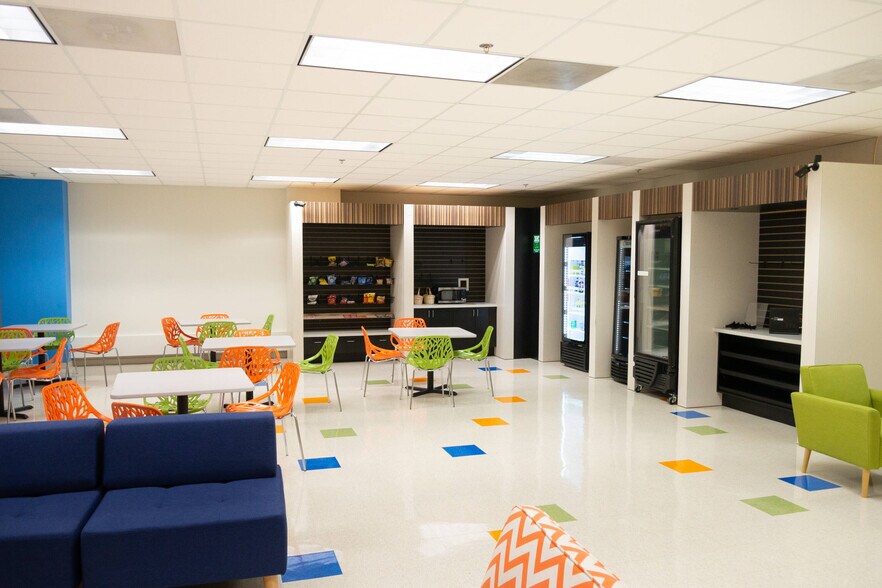 More Photos Of 7833 Walker Dr, Greenbelt Office For Lease