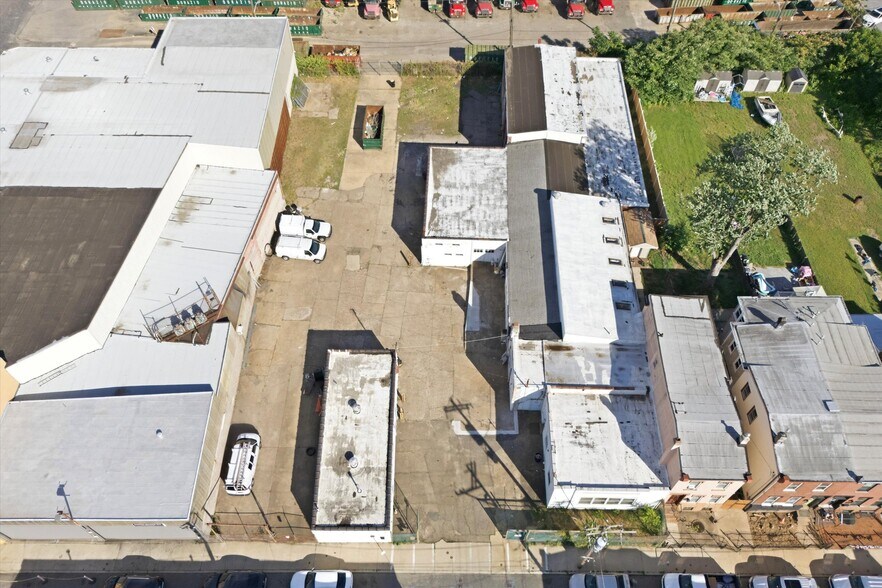 More Photos Of 4821 Garden St, Philadelphia Industrial For Sale