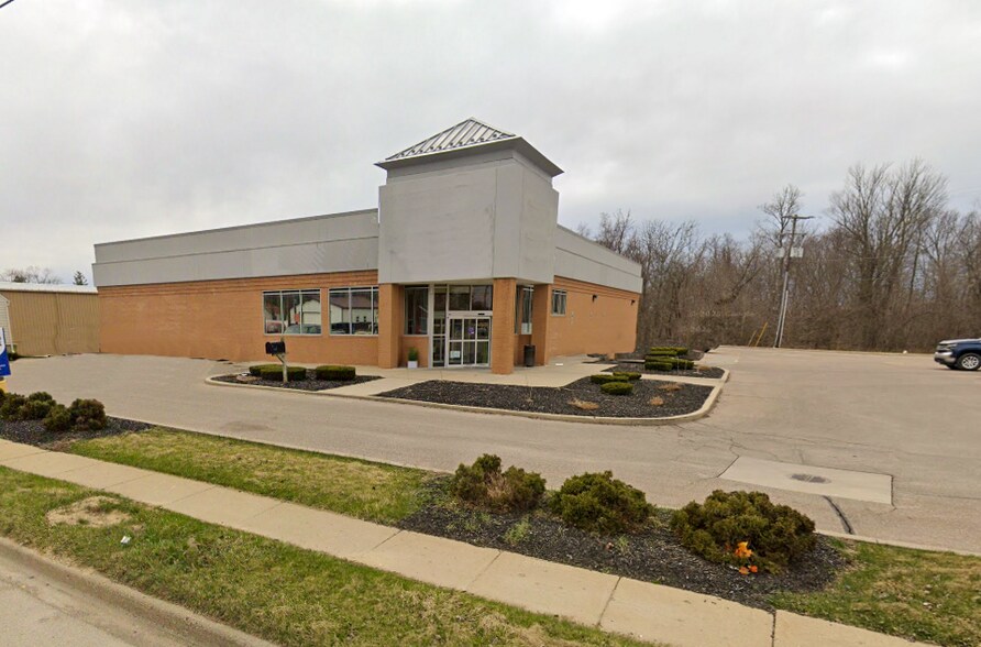 More Photos Of 337 N State St, Otisville Drugstore For Sale
