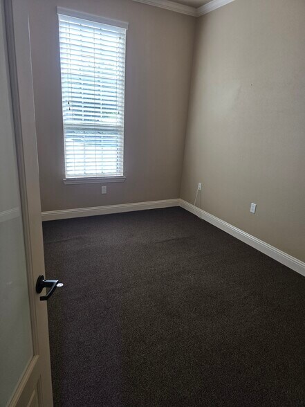 More Photos Of 8508 Precinct Line Rd, Colleyville Office For Lease