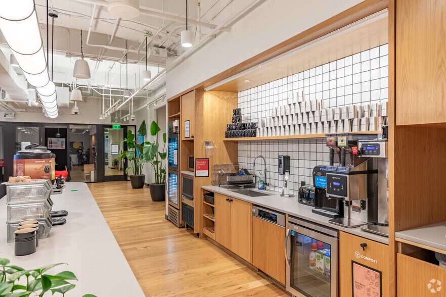 More Photos Of 3280 Peachtree Rd NE, Atlanta Office For Lease