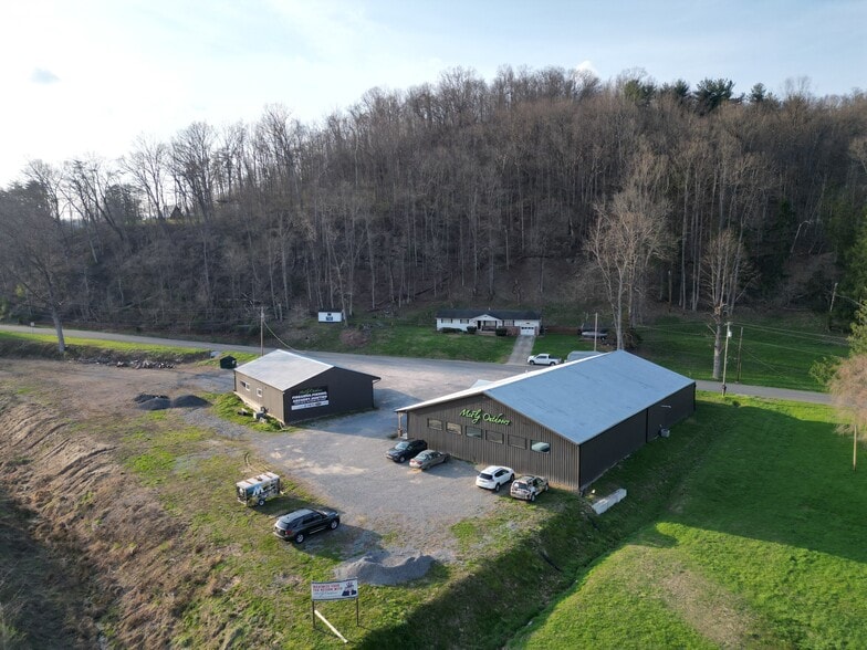 Primary Photo Of 2774 Old Route 33, Horner General Retail For Lease
