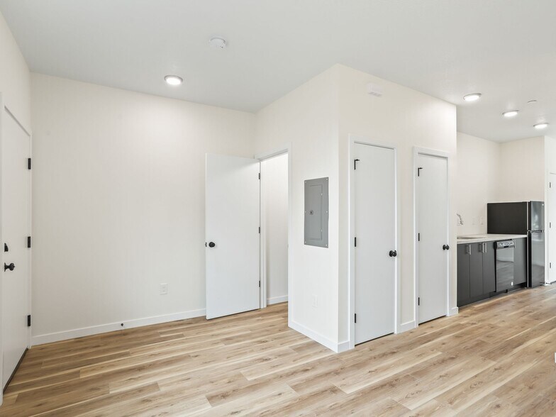 More Photos Of 4383 N Vancouver Ave, Portland Apartments For Sale