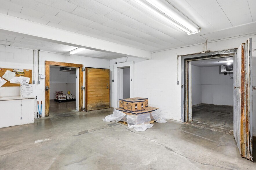 More Photos Of 2154 Old Charleston Rd NE, Cleveland Refrigeration Cold Storage For Sale
