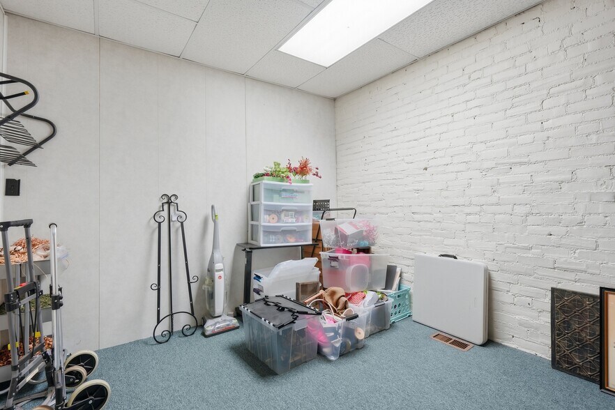 More Photos Of 104 W Main St, Albion General Retail For Sale