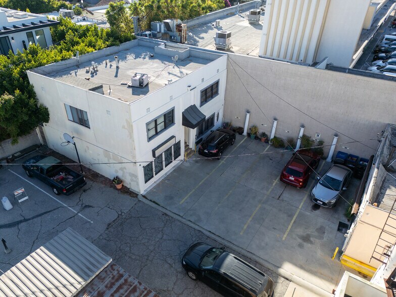 More Photos Of 2245-2251 Westwood Blvd, Los Angeles Storefront For Sale