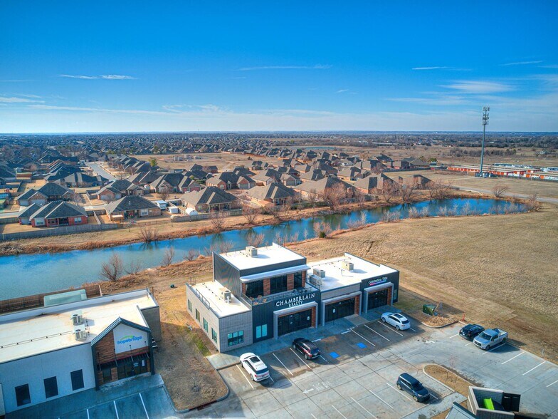 More Photos Of 142 SW 134th St, Oklahoma City Office For Lease