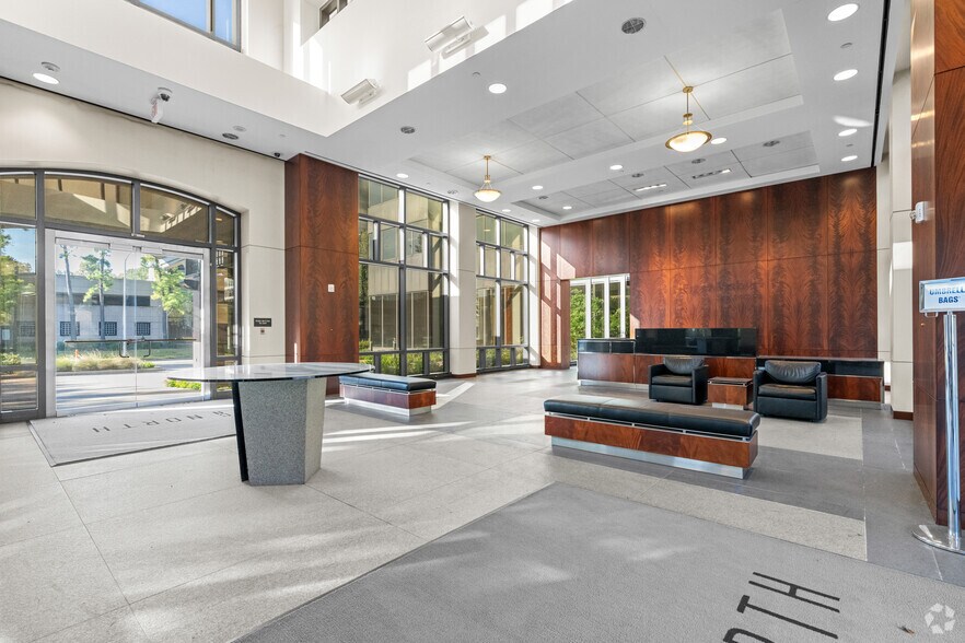 More Photos Of 233 Benmar Dr, Houston Office For Lease