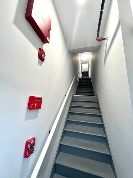 More Photos Of 5534 Woodland Ave, Philadelphia Apartments For Lease