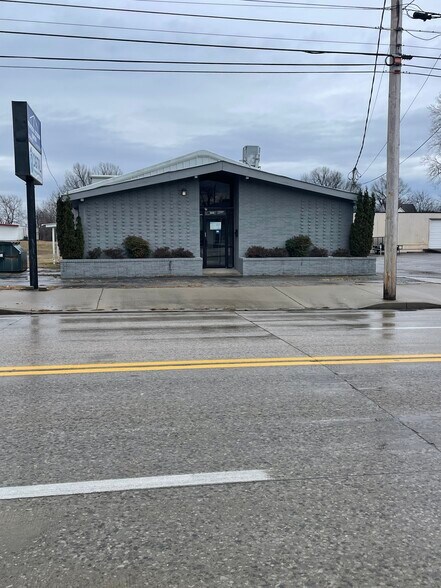 More Photos Of 1620 Kentucky Ave, Paducah Office For Lease