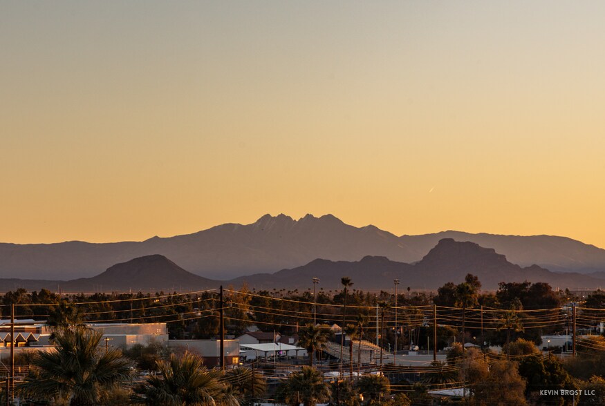 More Photos Of 2040-2060 N Scottsdale Rd, Scottsdale Apartments For Lease