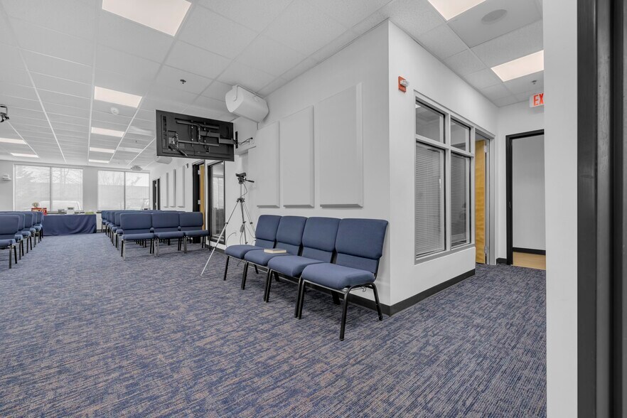 More Photos Of 459 Herndon Pky, Herndon Medical For Lease