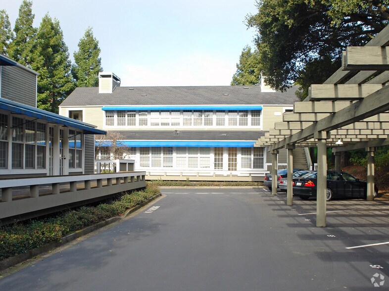 More Photos Of 1100-1120 Mar West St, Tiburon Office For Sale