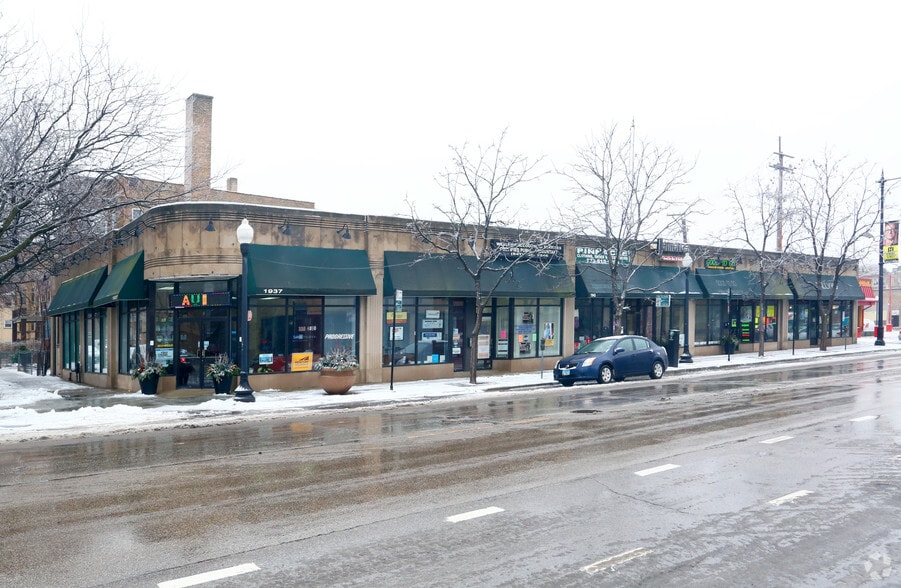 More Photos Of 1943-1951 W Howard St, Chicago General Retail For Lease