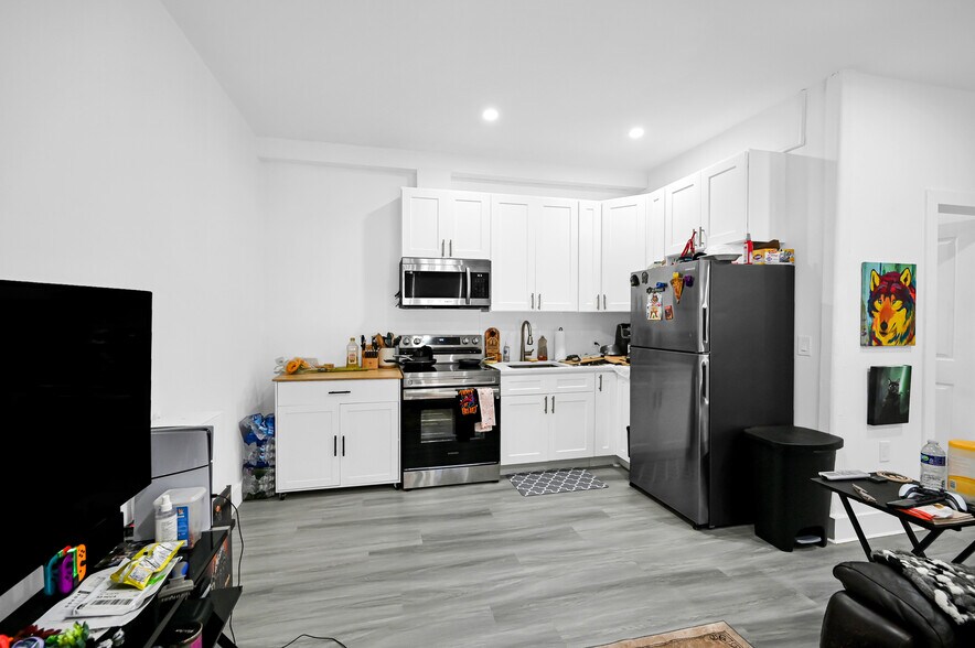 More Photos Of , Jefferson Valley Unknown For Sale